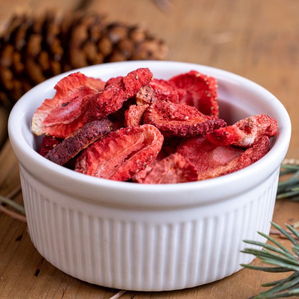 Ready Hour Freeze-Dried Sliced Strawberries #10 Can (36 servings) For Cheap - Image 2